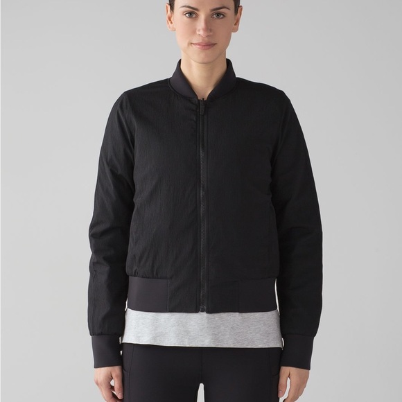 Lululemon reversible non-stop bomber insulated - Picture 1 of 9